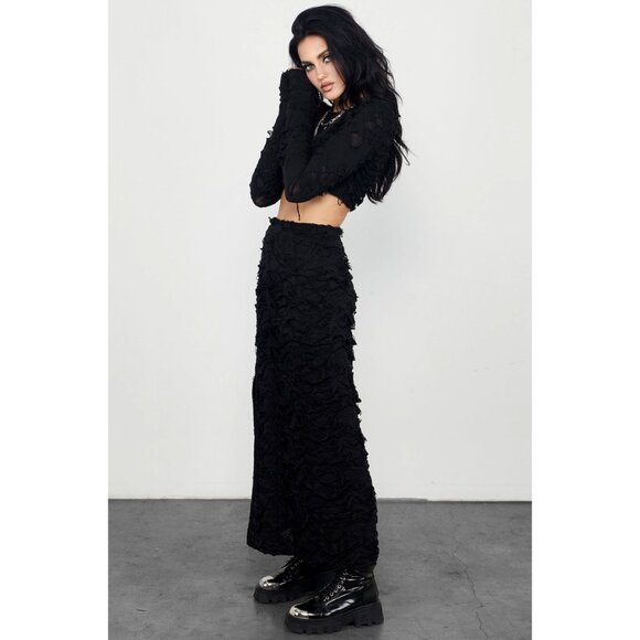 DISTURBIA Interrupt distressed long sleeve crop top - Picture 5 of 8